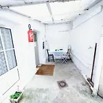 Centre - Salle De Bain, Refrigerateur, Tv Et Machine A Cafe Privatifs - Cuisine Commune - Terrasse - De A 200m *