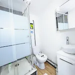 Centre - Salle De Bain, Refrigerateur, Tv Et Machine A Cafe Privatifs - Cuisine Commune - Terrasse - De A 200m * Πουατιέ